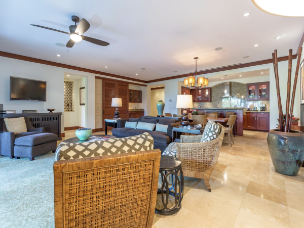 Luxury Three Bedroom Villa Sleeps 8 with  Private Plunge Pool
