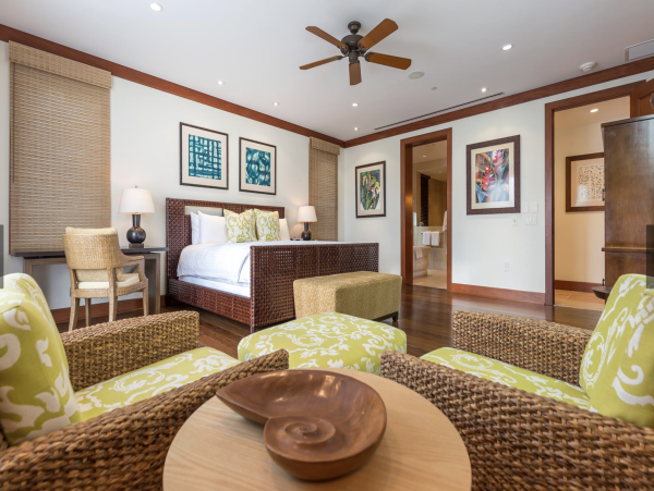 Luxury Three Bedroom Villa Sleeps 8 with  Private Plunge Pool