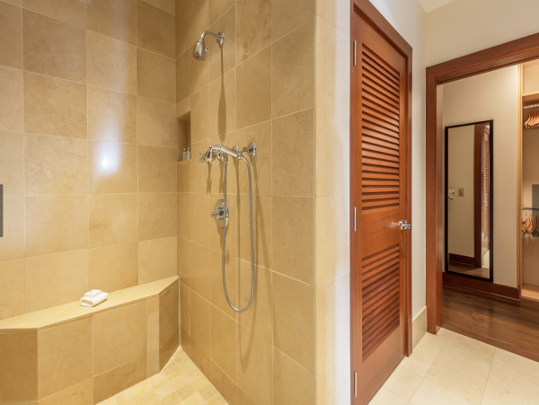 Luxury Three Bedroom Villa Sleeps 8 with  Private Plunge Pool