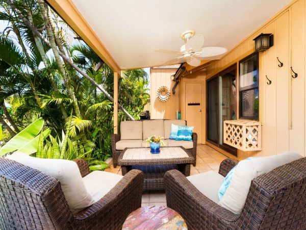 Lahaina Rental Three Bedroom Townhome Short Walk to Beach