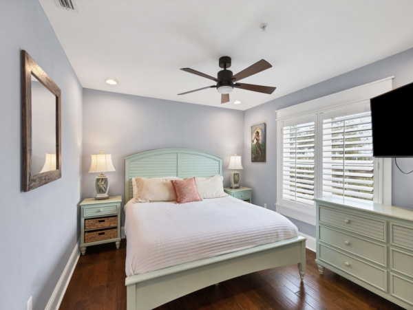 The Largest Luxury Siesta Key Vacation Rental Sleeps 25