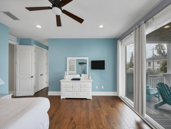 The Largest Luxury Siesta Key Vacation Rental Sleeps 25