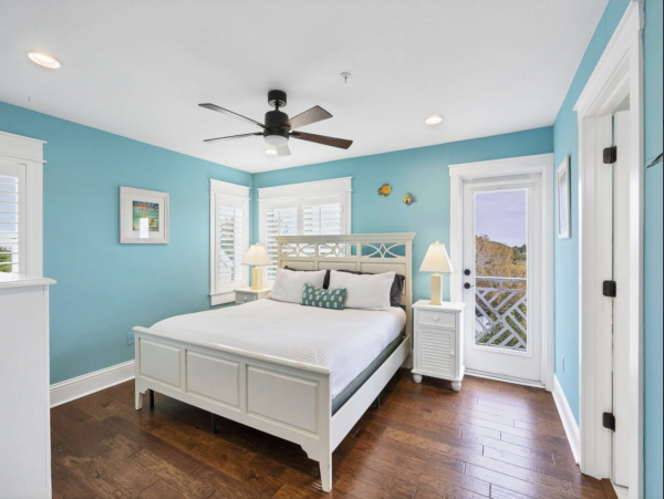 The Largest Luxury Siesta Key Vacation Rental Sleeps 25
