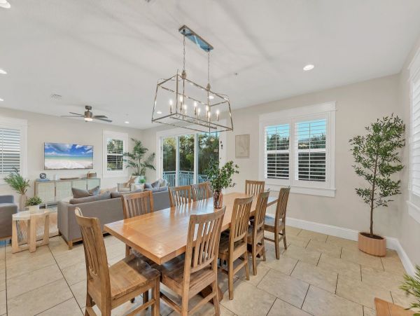One of The Largest Siesta Key Rentals 8 Bedrooms Sleeps 25