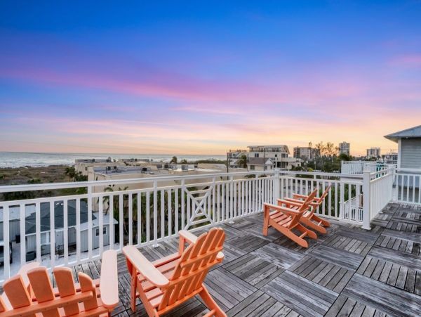 One of The Largest Siesta Key Rentals 8 Bedrooms Sleeps 25