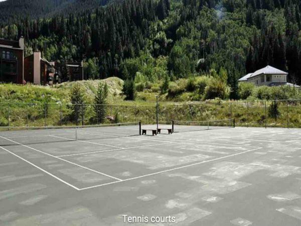 2 Bedroom Ski Rental with 2 Bathrooms in Mountain Setting
