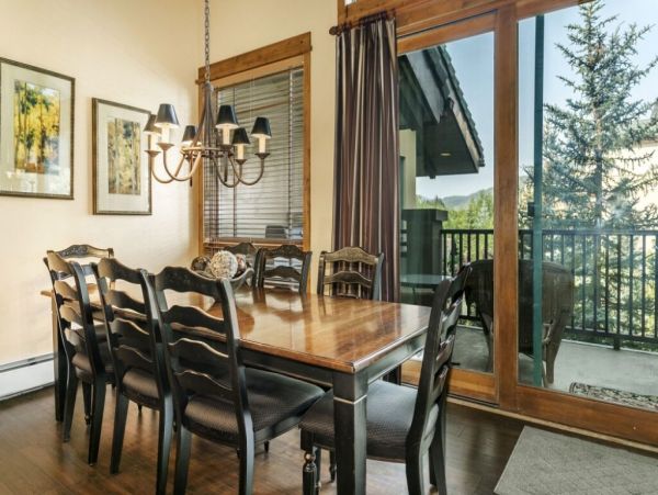 Vail Luxury Condo Sleeps 6 Community Pool & Spa