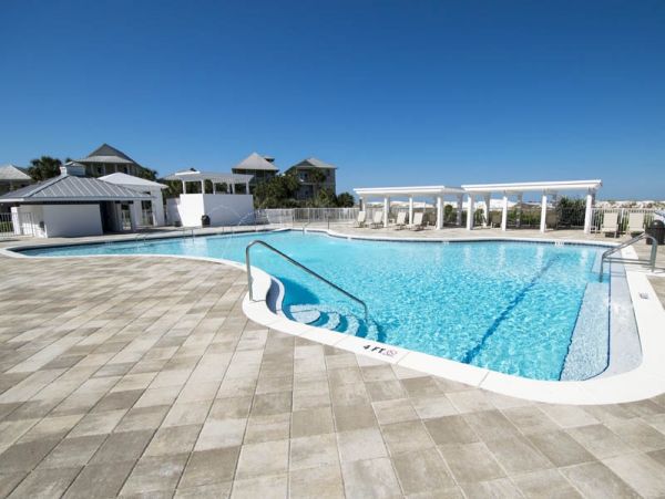 Four Bedroom Beach Front Destin Rental Sleeps Ten