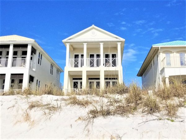 Four Bedroom Beach Front Destin Rental Sleeps Ten