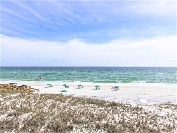 Four Bedroom Beach Front Destin Rental Sleeps Ten
