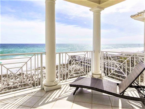 Four Bedroom Beach Front Destin Rental Sleeps Ten
