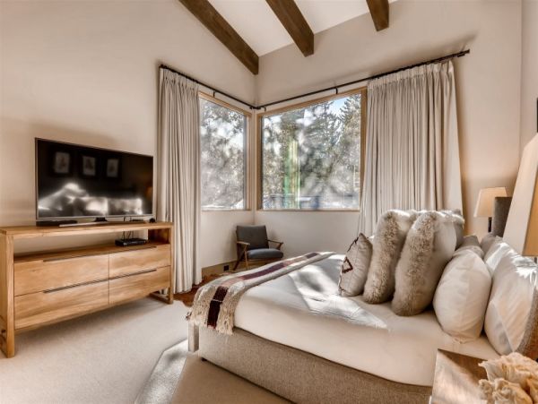 Vails Most Luxurious Vacation Rental with Seven Bedrooms