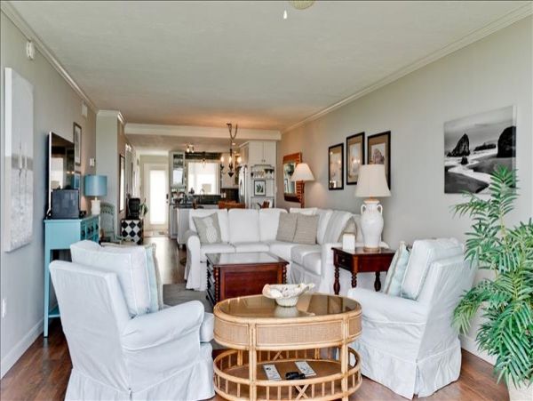 Holmes Beach 2 Bed Rental