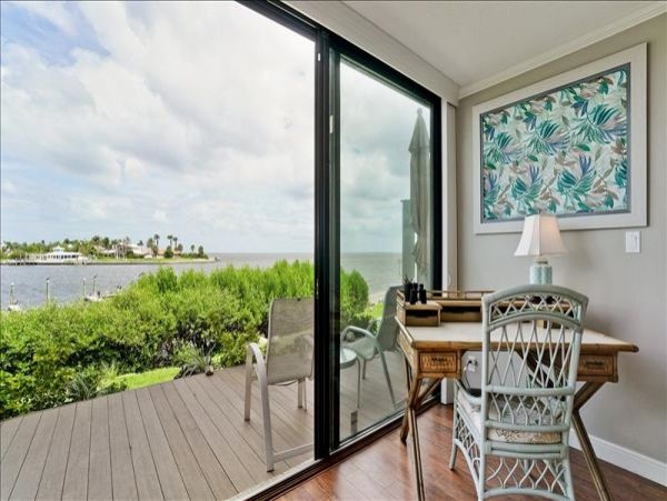 Holmes Beach 2 Bed Rental