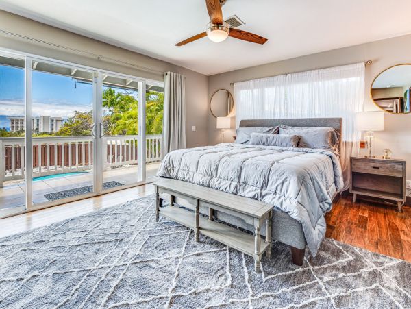 Maui Luxury Villa Sleeps 10 On Golf Course - Pacific Views