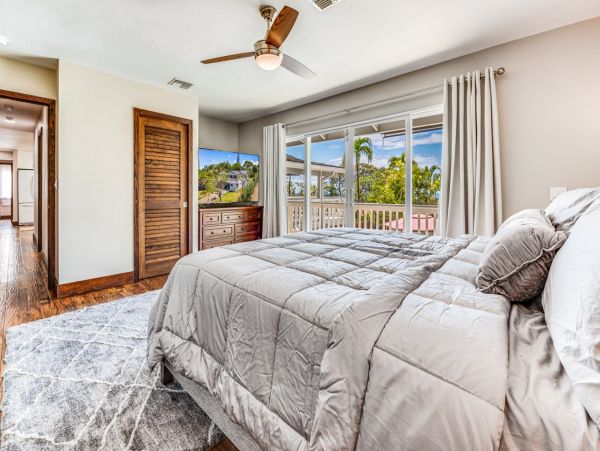 Maui Luxury Villa Sleeps 10 On Golf Course - Pacific Views