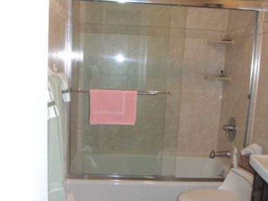 Bathroom with Tub & Shower Combo