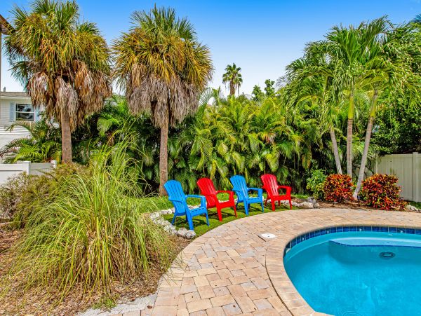 This Updated Pool Home Sleeps Eight Guests North Anna Maria