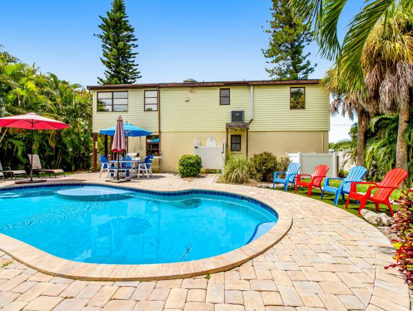 This Updated Pool Home Sleeps Eight Guests North Anna Maria
