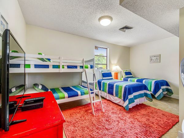This Updated Pool Home Sleeps Eight Guests North Anna Maria