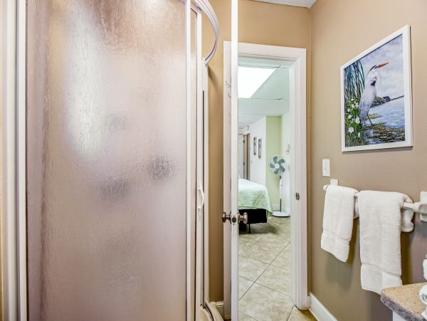 This Updated Pool Home Sleeps Eight Guests North Anna Maria