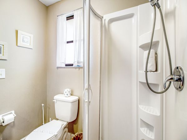 This Updated Pool Home Sleeps Eight Guests North Anna Maria