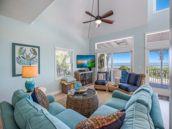 3 bedroom plus loft Anna Maria Vacation home at North End