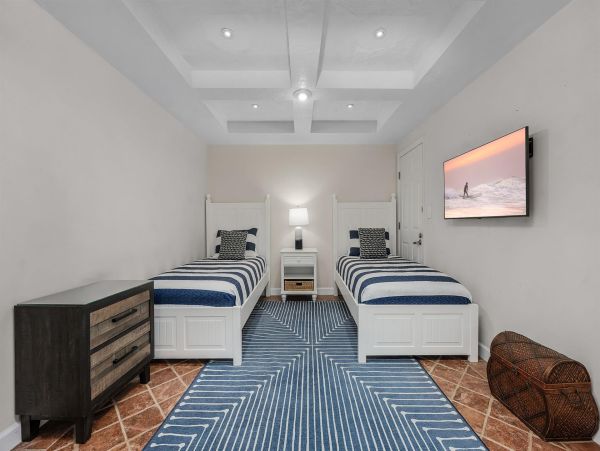Luxury Four Bedroom Gulf Front Condo that sleeps 10