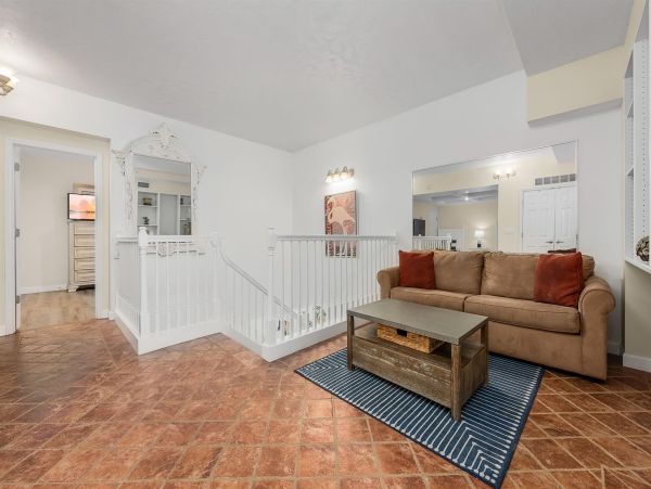 Luxury Four Bedroom Gulf Front Condo that sleeps 10