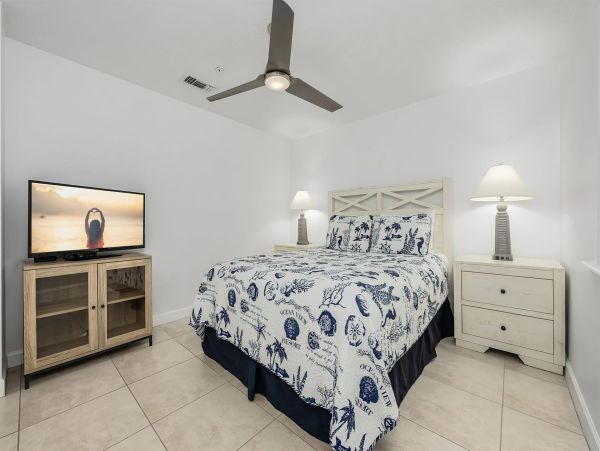 Luxury Four Bedroom Gulf Front Condo that sleeps 10