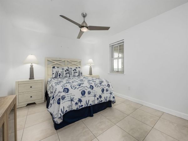 Luxury Four Bedroom Gulf Front Condo that sleeps 10