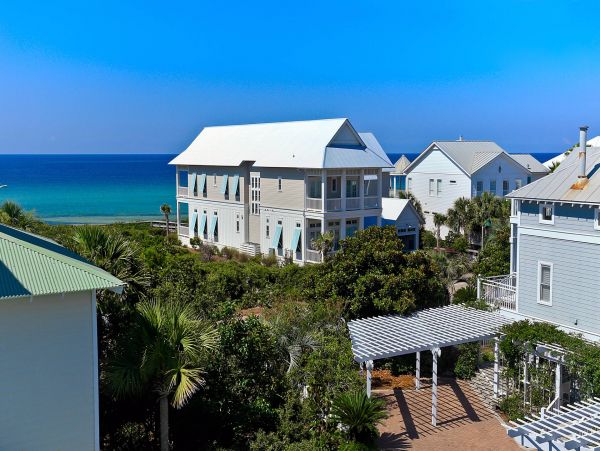 Private Home in Santa Rosa Beach Sleeps 12 with Pool