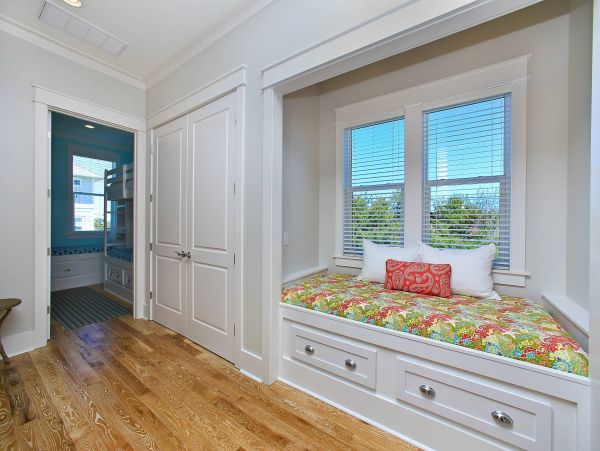 Private Home in Santa Rosa Beach Sleeps 12 with Pool