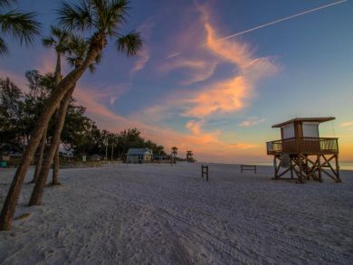 Wonderful Bradenton Beach Cottage close to Bridge Street Wonderful Bradenton Beach Cottage close to Bridge Street
