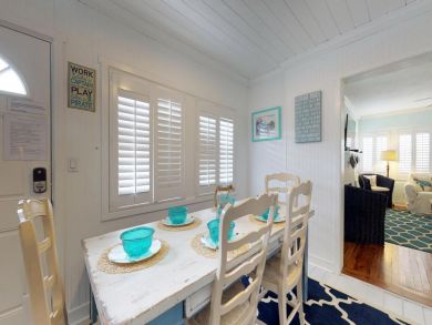 Wonderful Bradenton Beach Cottage close to Bridge Street Wonderful Bradenton Beach Cottage close to Bridge Street