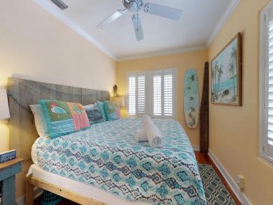 Wonderful Bradenton Beach Cottage close to Bridge Street Wonderful Bradenton Beach Cottage close to Bridge Street