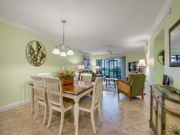 Anna Maria Island Vacation Condo Rental - Cortez Beach Access
