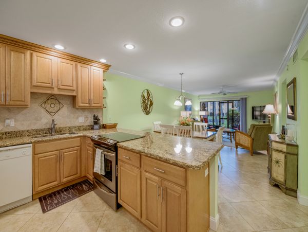 Anna Maria Island Vacation Condo Rental - Cortez Beach Access