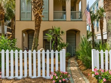 Destin Luxury Four Bedroom Vacation Rental Sleeps 10 Guests