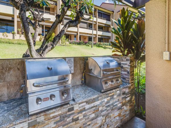 Kaanapali Rental Condo with Pool & Two Bedrooms