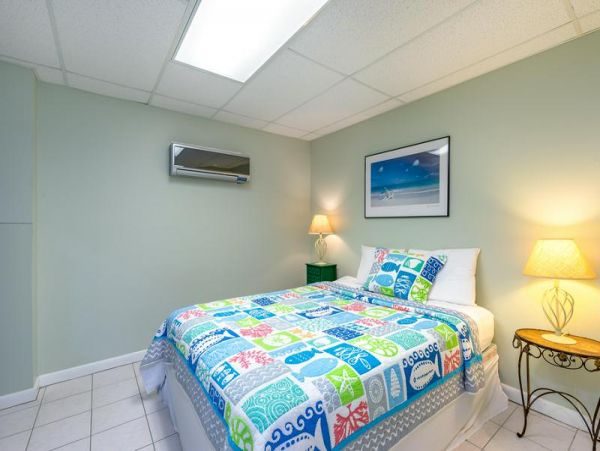 Four Bedroom Vacation Rental in the Florida Keys Pool & Spa