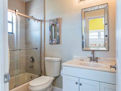 Gulf Front Rental in Fabulous Florida Keys. Four Bedrooms