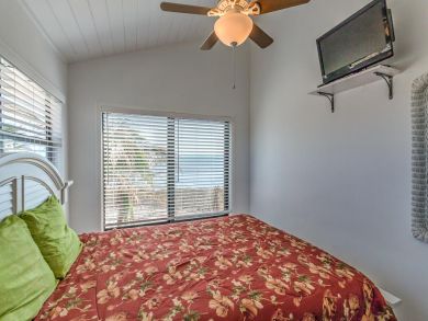 Gulf Front Rental in Fabulous Florida Keys. Four Bedrooms