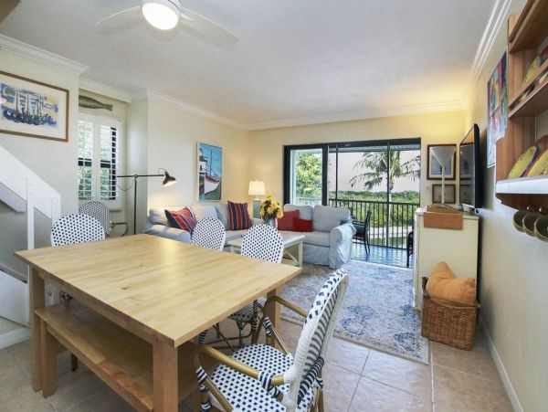 Corner Unit privately owned at Captiva