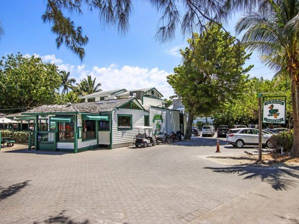 Corner Unit privately owned at Captiva