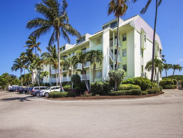 Corner Unit privately owned at Captiva
