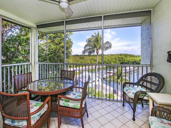 Corner Unit privately owned at Captiva