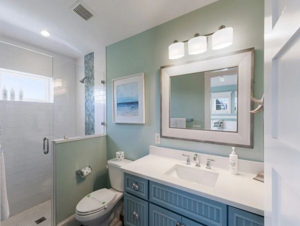 Holmes Beach Vacation Rental 3 Bedrooms Plus Den - Sleeps 6