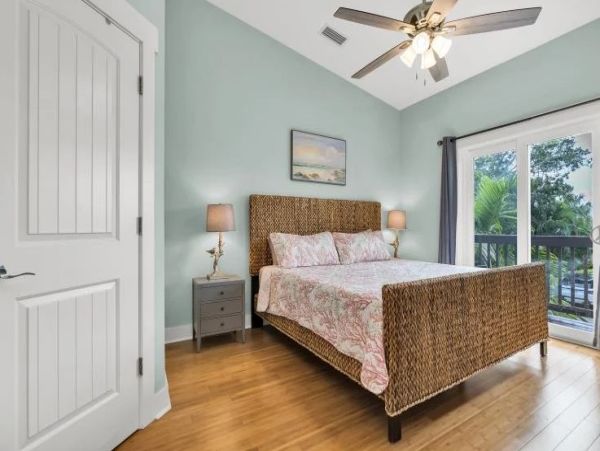 Luxury Anna Maria Island Duplex Three Bedrooms & Pool