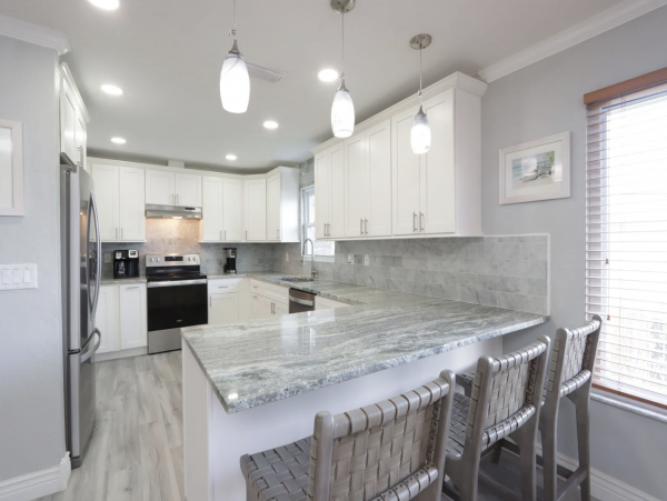 Village of Captiva Private home with pool one block to beach